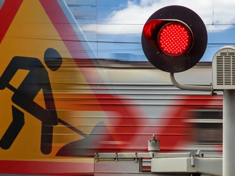Вниманию водителей: о закрытии железнодорожного переезда.